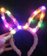 ⁦طوق شعر مضيء بإضاءة LED على شكل أذني أرنب للنساء والفتيات⁩ - الصورة ⁦3⁩