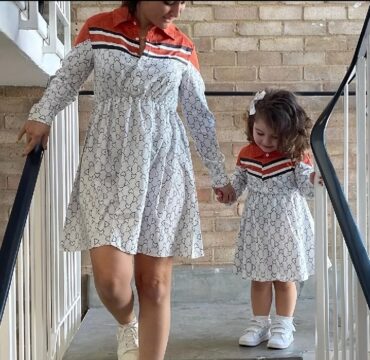 ⁦فستان بناتي أنيق ومريح بأكمام طويلة مصمم خصيصاً لإضفاء لمسة من الأناقة والمرح على إطلالة طفلتك⁩ - الصورة ⁦2⁩