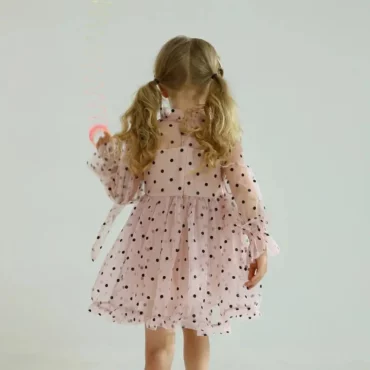 ⁦فستان شبكي قصير كم طويل نمط نقط⁩ - الصورة ⁦7⁩