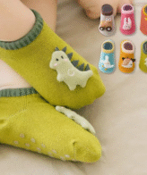 جوراب قطنية وناعمة بأشكال مختلفة