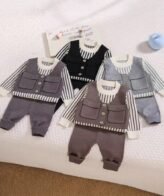 طقم ولادي يتكون من فنيلا بأكمام طويلة وبنطلون بتصميم راقي